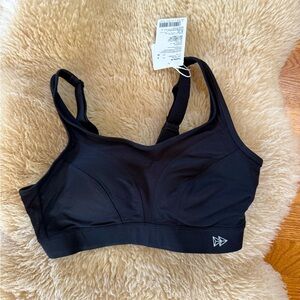 *NWT Black sports bra with adjustable straps
